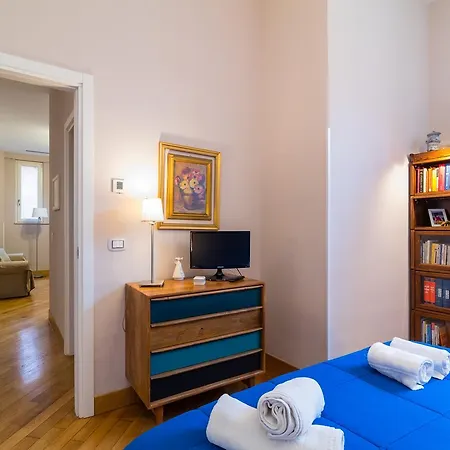 Elegant Flat At Municipio By Napoliapartments Exterior photo